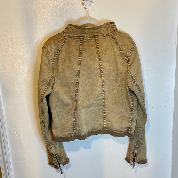 Free People Collapsing Twill Raw Edge Jacket - Picture 6 of 8